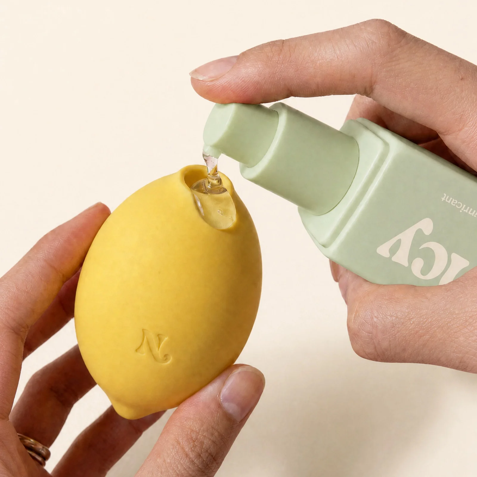 Natural Water-Based Lube - Image 5